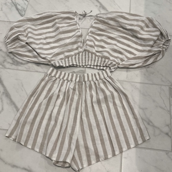 ASOS Design Volume Sleeve Beach Neutral Striped Two-Piece Set - Picture 6 of 9